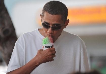 Tiết lộ: Ông Obama mơ ước đi bán áo thun khi về hưu