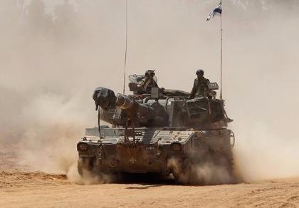 Israel liên tiếp không kích trả đũa quân đội Syria