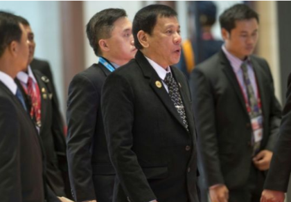 Tổng thống Obama gặp mặt ông Duterte sau khi bị xúc phạm