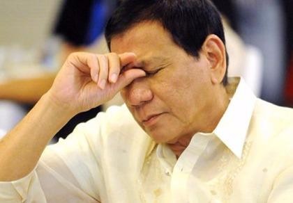 Tổng thống Duterte khóc trong đau đớn vì con gái sẩy thai