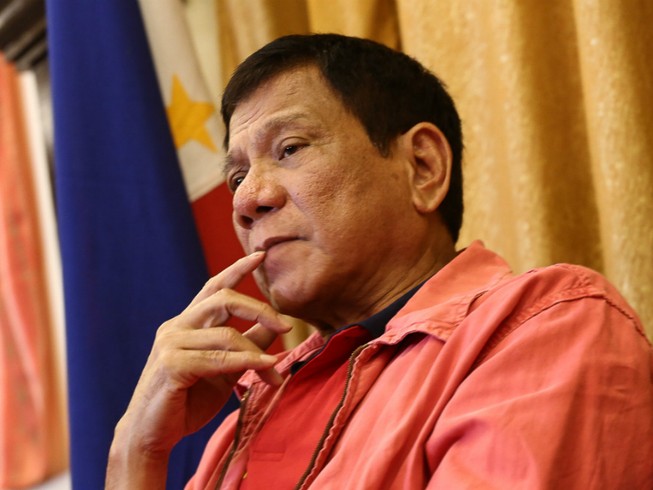 Ông Duterte: Tôi có thể là tổng thống đầu tiên tự tử