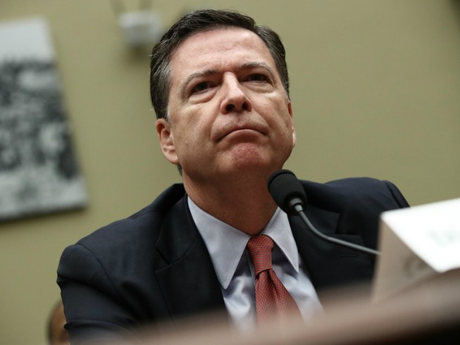 Giám đốc FBI quyền lực liệu có ngáng đường bà Clinton?