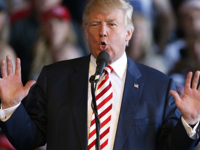 Ông Trump muốn hoãn hầu tòa đến sau nhậm chức