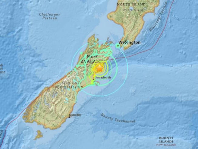 Động đất rung chuyển New Zealand, báo động sóng thần