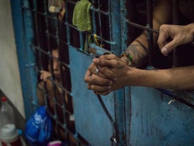 Nhà tù Phillipines bị tấn công, hơn 150 tù nhân thoát