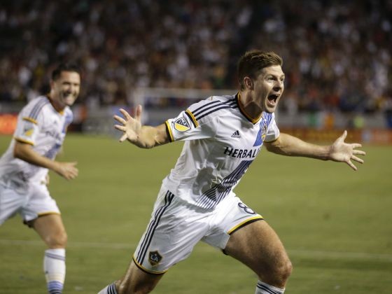 Gerrard ghi bàn đầu tiên cho LA Galaxy