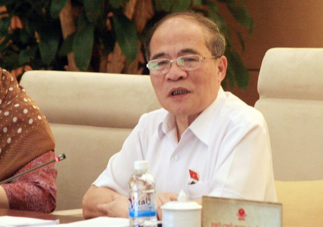 'Lúc đi thì rồng rắn, giám sát xong lại để trôi'