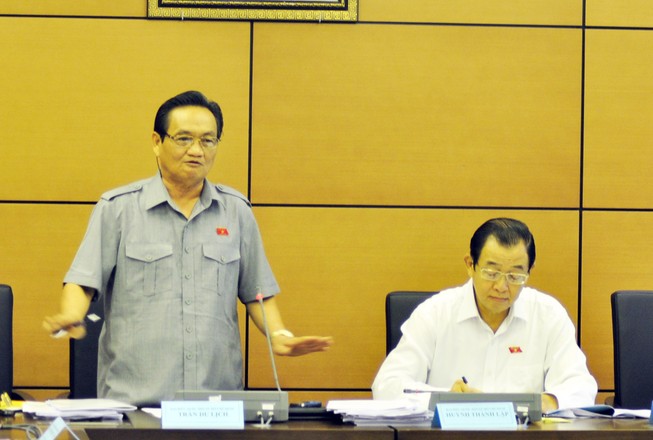 Bộ máy phình thế này lấy gì tăng lương?