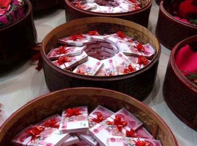 Chú rể tương lai tự sát ngay trước lễ cưới vì áp lực sính lễ