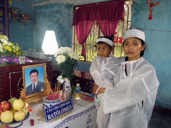 Thương tâm: Sét đánh 2 người thiệt mạng tại chỗ