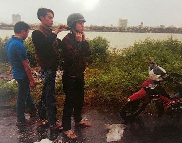 Siết cổ bạn rồi đẩy nạn nhân xuống sông phi tang xác