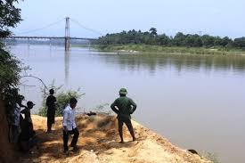 Thêm một học sinh chết đuối trên sông Lam