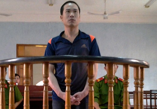 Kẻ đi tù, người chấn thương sọ não vì tô cơm vỡ