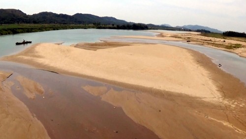 Lao ra sông cứu người, nam thanh niên tử vong