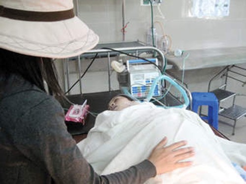 Nhập viện sinh con mới biết mình có thai