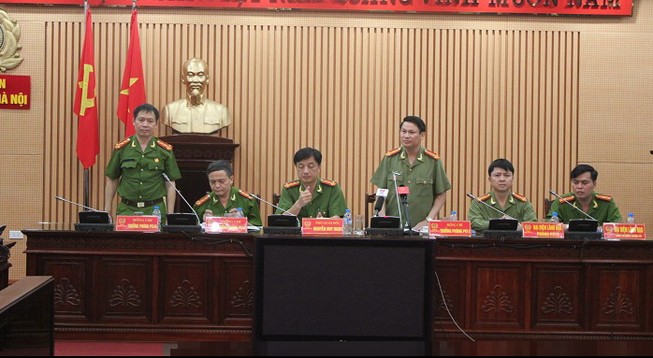 Họp báo vụ hai luật sư bị hành hung: Công an viên chỉ 'đi ngang qua'