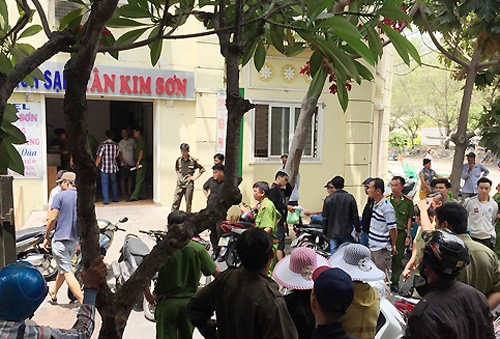 Cảnh sát bao vây khách sạn của tội phạm Sài Gòn