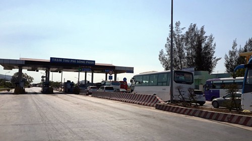 Trưa nay tạm dừng thu phí Trạm Sông Phan trên QL1