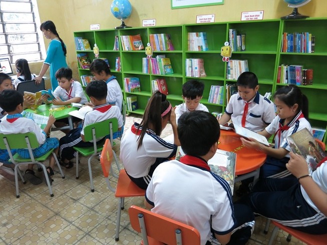 Thư viện sách cho những trường tiểu học khó khăn