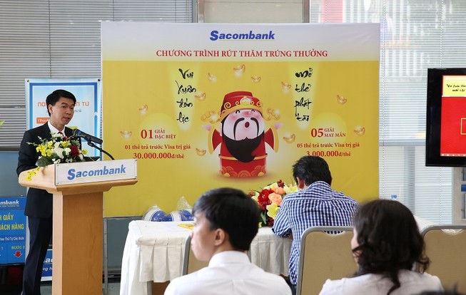 Sacombank rút thăm may mắn đợt 1 “Vui xuân đón lộc – Mở thẻ phát tài”