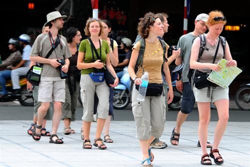 Chính sách miễn thị thực chưa thông thoáng khiến khách du lịch vào Việt Nam ít hơn các nước