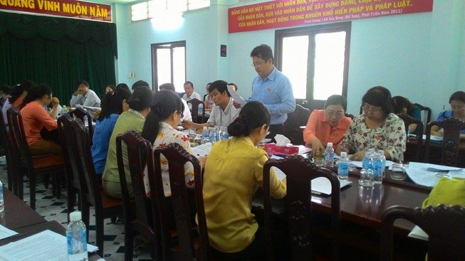Không có trường, dân phải gửi con sang phường khác học