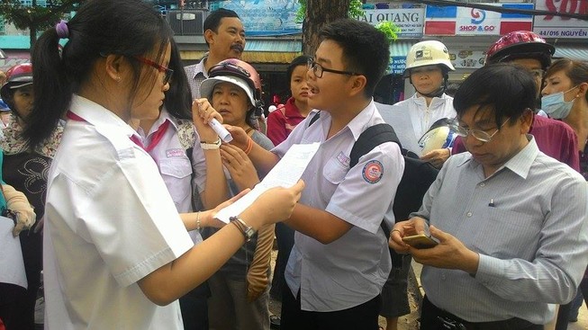 Khác biệt giữa đề thi Văn lớp 10 ở Hà Nội và TP.HCM