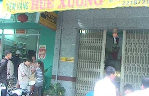 Điều tra vụ tiệm vàng bị trộm 3 tỉ đồng