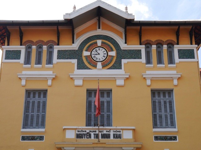 Một thế kỷ tự hào nữ sinh Áo Tím - Gia Long - Minh Khai