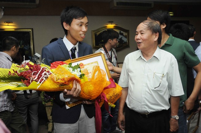 Chàng trai vàng toán học và ước mơ thành Ngô Bảo Châu thứ hai