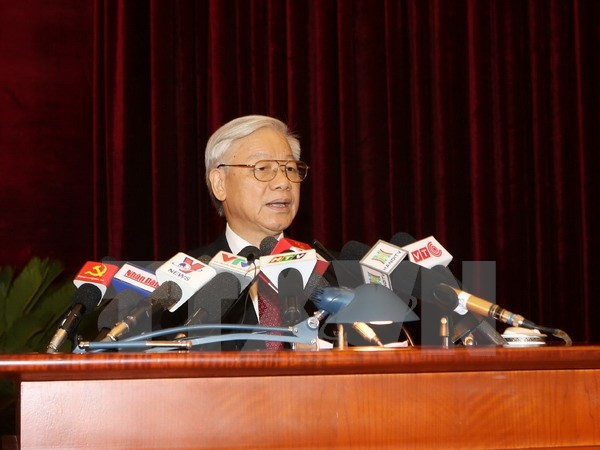 Chuẩn bị nhân sự ứng cử Bộ Chính trị khóa tới