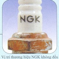 Đình chỉ hai tháng cơ sở kinh doanh bugi giả nhãn hiệu NGK