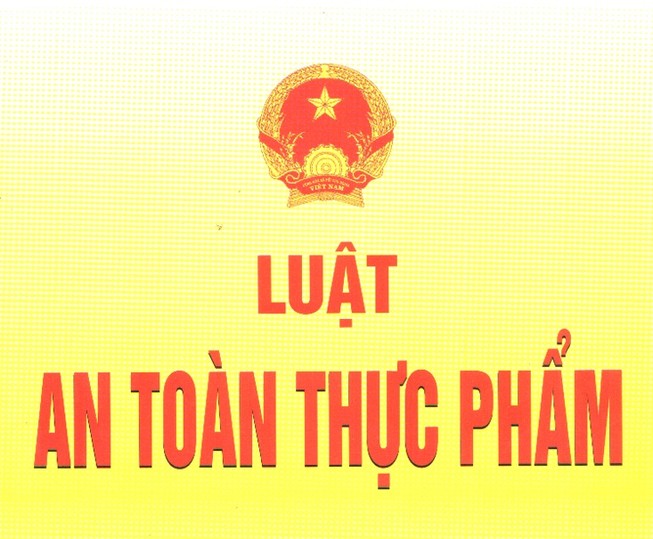 Giả danh nhân viên chi cục ATVSTP để bán sách