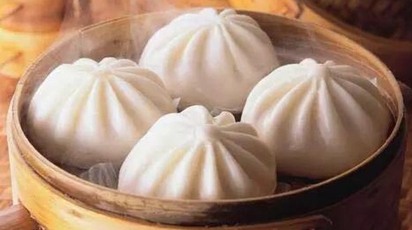 Chuyện cái bánh bao, cái cốp xe