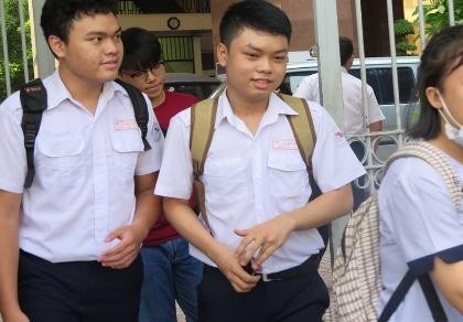 Đề thi, gợi ý bài giải môn Văn kỳ thi THPT quốc gia 2016