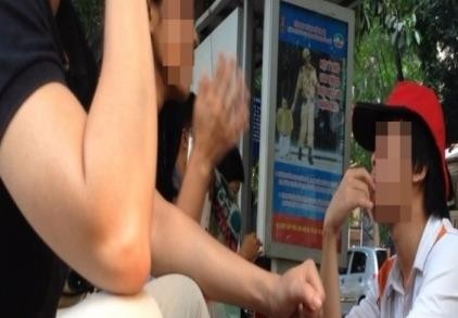 Điều tra một thí sinh nghi thi hộ