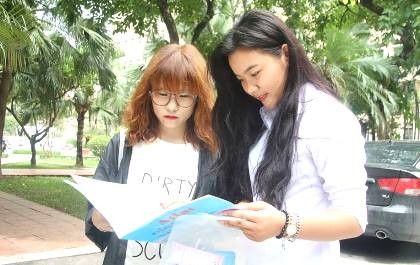 Thí sinh không vui vì 'đề thi môn địa không hay lắm'!