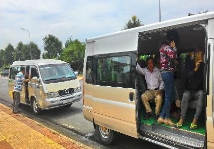Lãnh đạo Hậu Giang bỏ bữa trưa để tiếp dân
