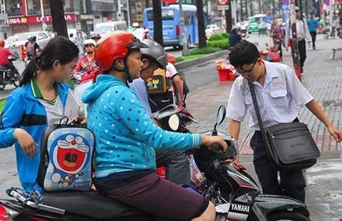 Kiến nghị xem xét lại quyết định ngừng dạy thêm trong nhà trường