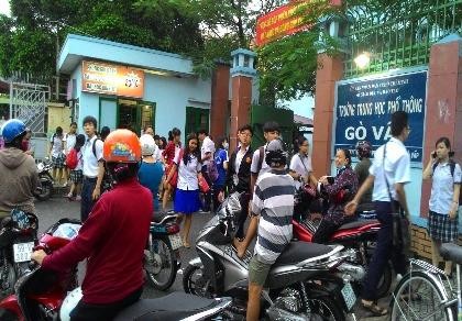 Bắt đầu lộ trình giải thể cơ sở dạy thêm, học thêm trong trường
