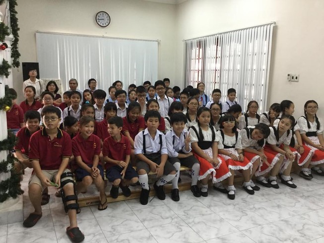 Bộ GD- ĐT phản hồi về việc dạy tiếng Trung, tiếng Nga