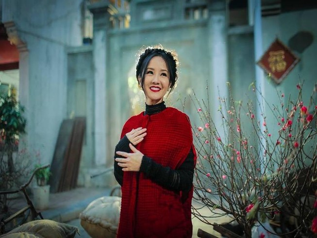 Hồng Nhung trở lại với Về với Đông 