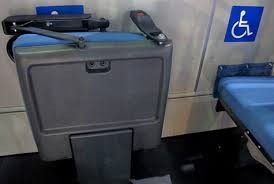 Không chở người khuyết tật, tài xế phải tường trình