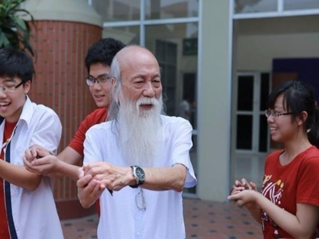 Những khoảnh khắc đẹp của thầy Văn Như Cương
