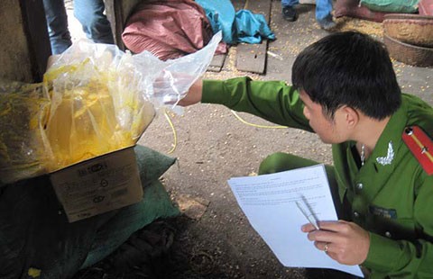 Cà phê toàn đậu, bắp và hóa chất