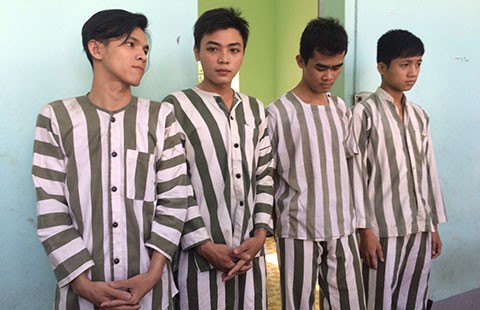 Băng cướp chuyên ‘đập đá’ sa lưới