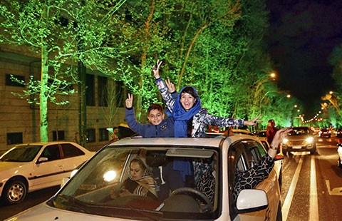 Thỏa thuận lịch sử về hạt nhân Iran: Iran giữ lời, cấm vận sẽ hủy