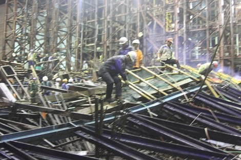 Vụ án sập giàn giáo: Chỉ huy công trường bỏ qua các dấu hiệu nguy hiểm