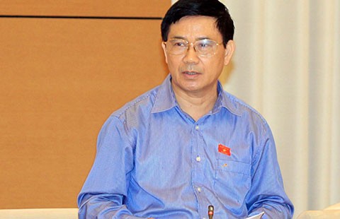 Dự thảo BLHS: ‘Nhẹ tay’ với người có chức vụ