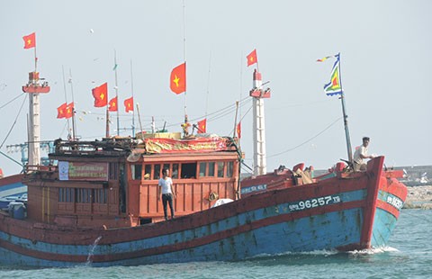 Ngư dân Lý Sơn giữ biển, bám ngư trường